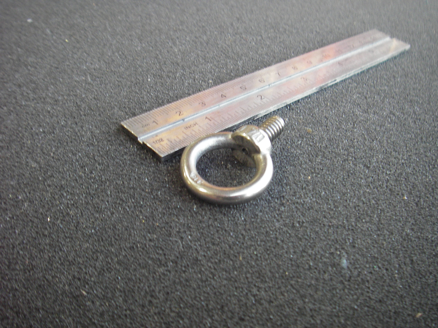 Vented 1/4-20 Stainless Eyebolt